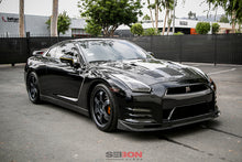 Load image into Gallery viewer, Seibon 09-12 Nissan GTR R35 GTII-Style Carbon Fiber Hood