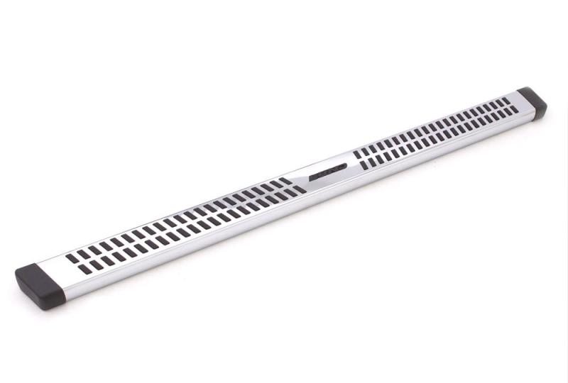 Lund Universal Summit Ridge Running Boards - Chrome